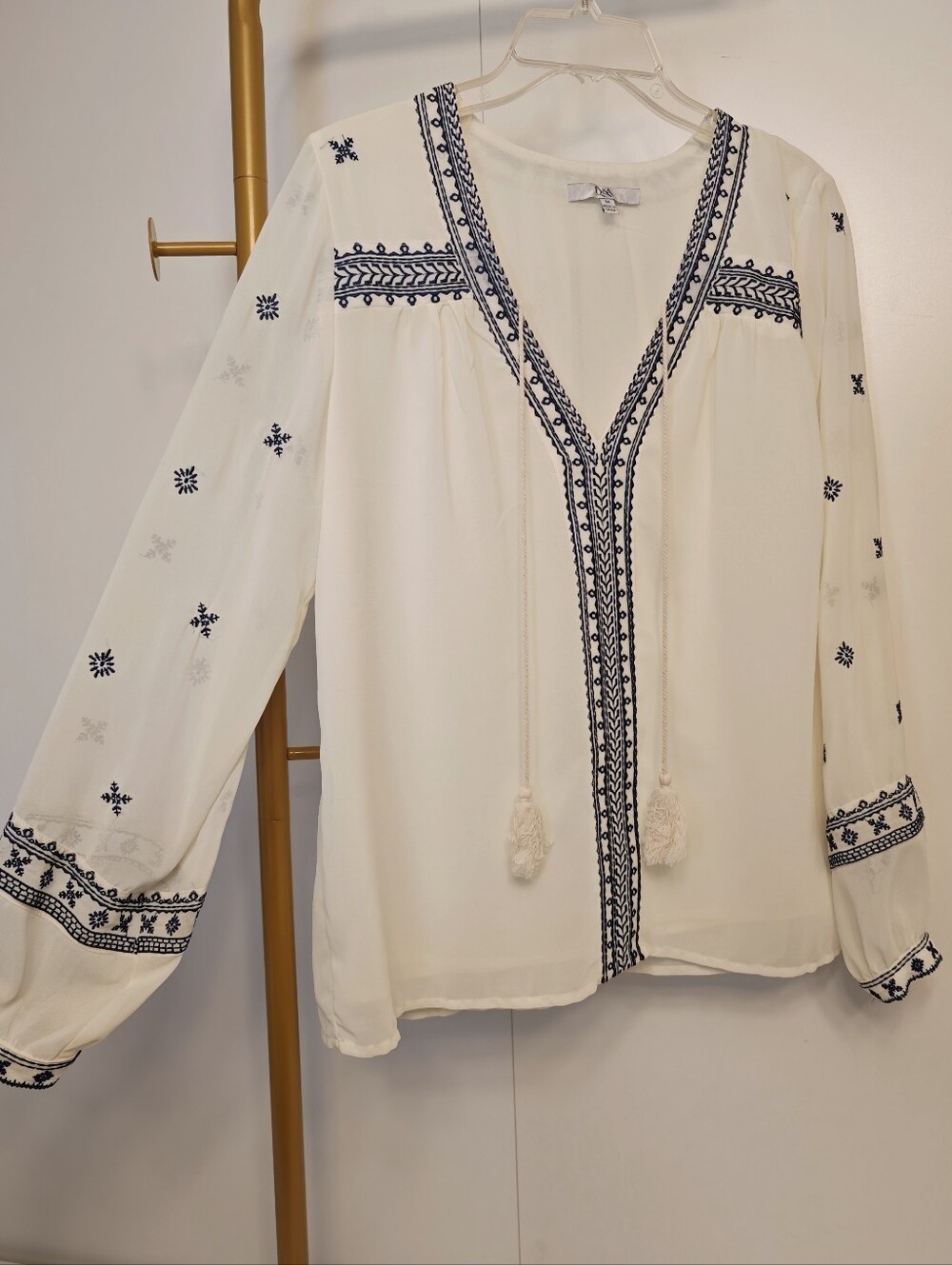 Anthropology Ivory Boho Tunic Blouse with Navy Embroidery Accents Size Medium